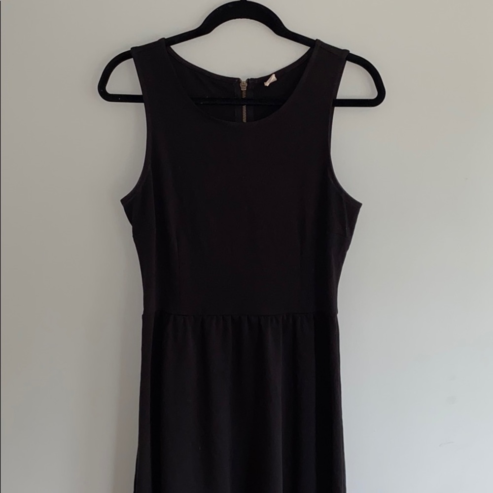 Old Navy skater dress in black